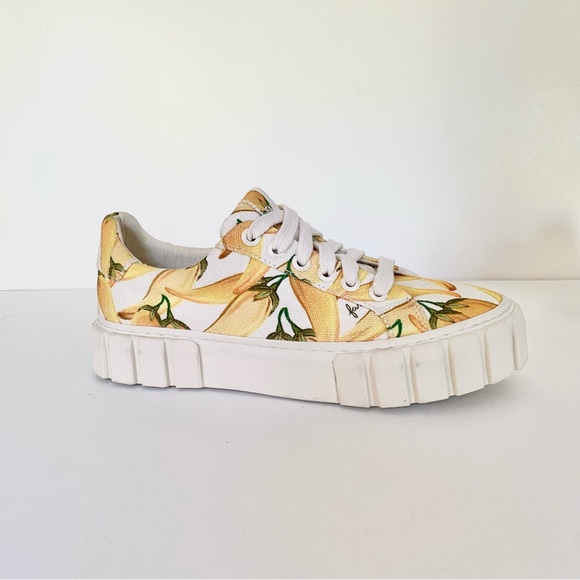 FARM RIO PEPPER PRINT PLATFORM SNEAKERS - Picture 1 of 8